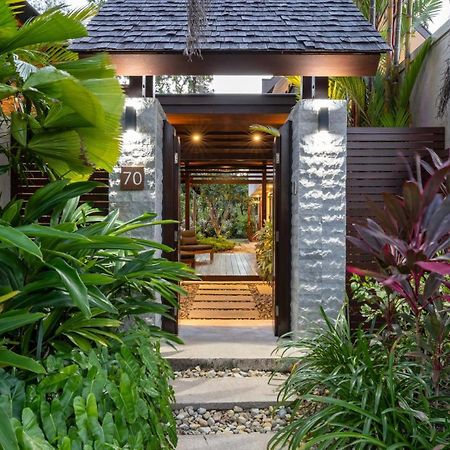 Niramaya Villas And Spa Port Douglas Exteriör bild