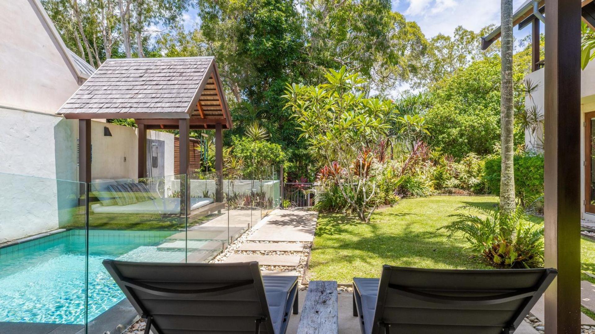 Niramaya Villas And Spa Port Douglas Exteriör bild