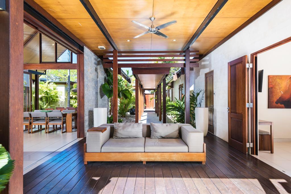 Niramaya Villas And Spa Port Douglas Exteriör bild