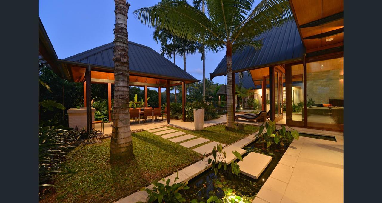 Niramaya Villas And Spa Port Douglas Exteriör bild