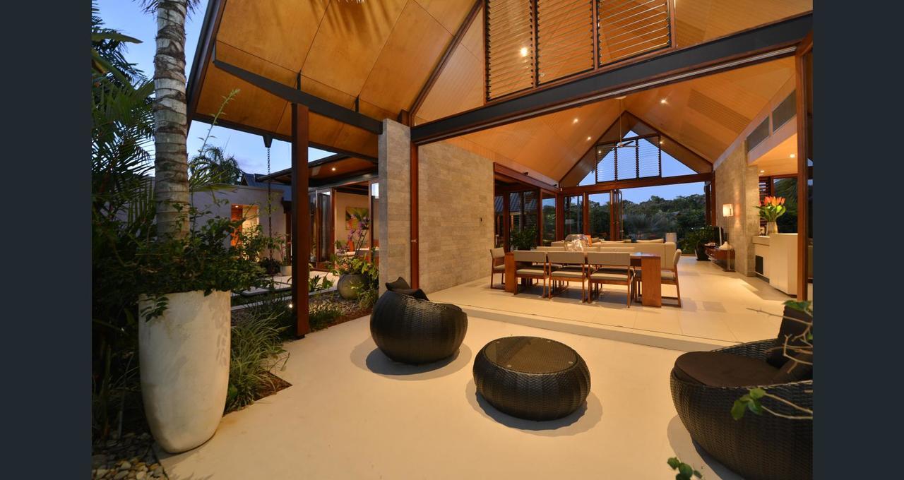 Niramaya Villas And Spa Port Douglas Exteriör bild